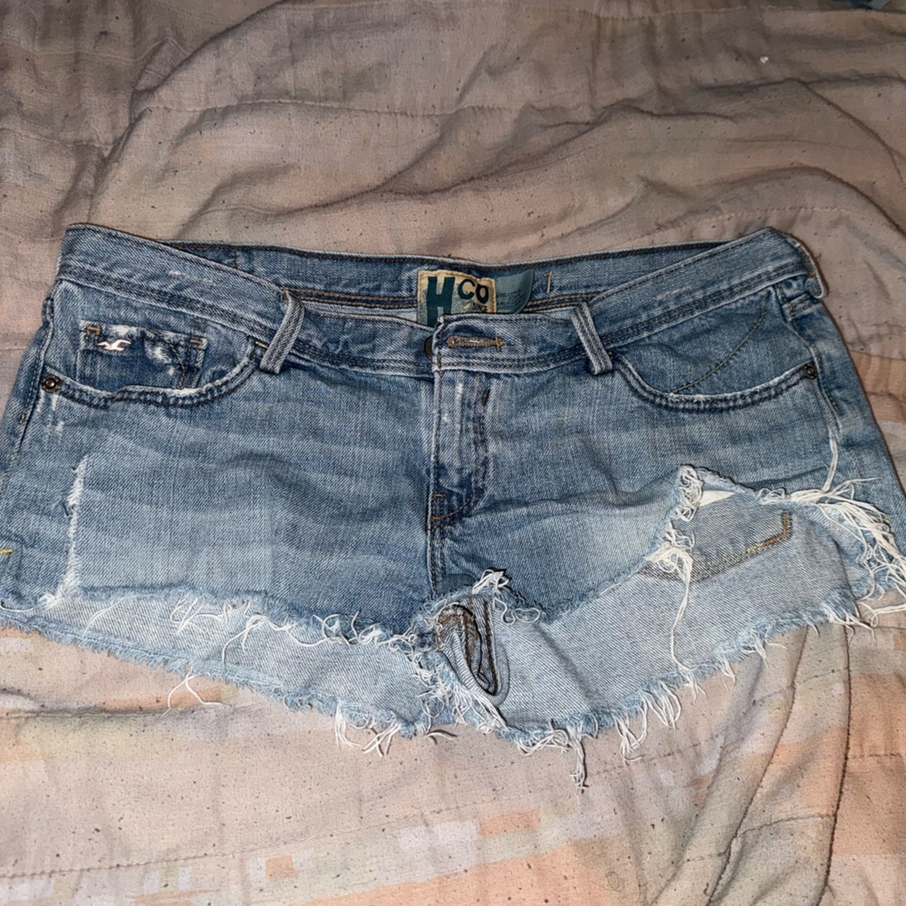Y2K vintage Hollister Women’s shorts size 7
